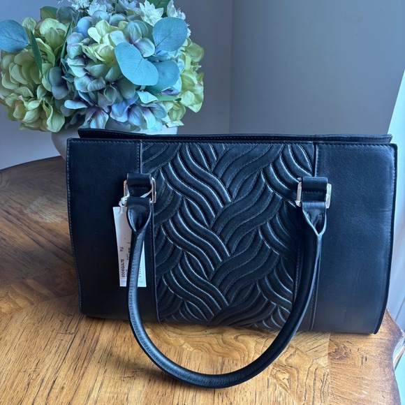 Anne Fontaine Handbags - NWT ANNE FONTAINE Quilted Wave Pattern Double Handle Structured Tote Handbag